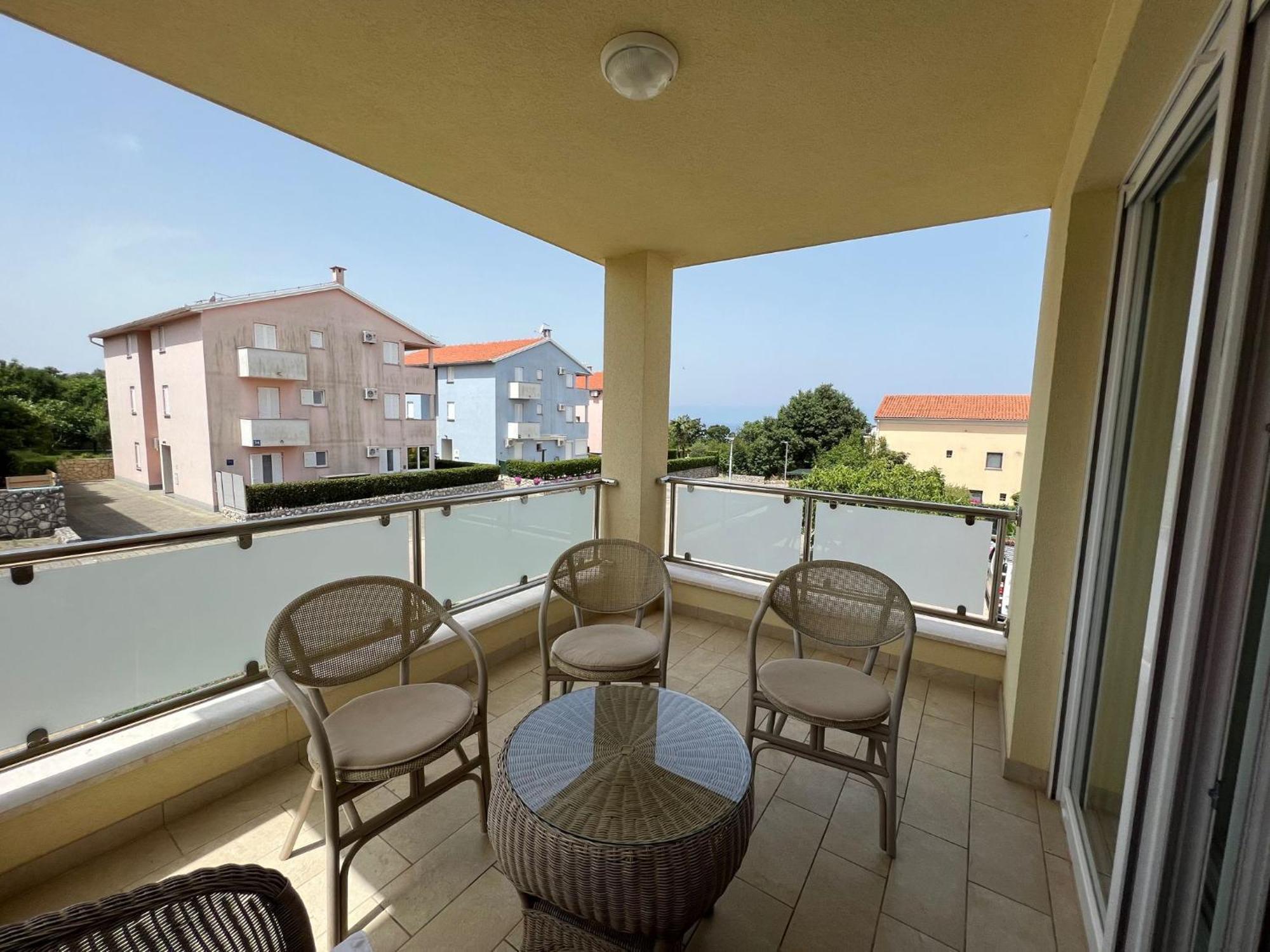 Apartman Sven Malinska Extérieur photo